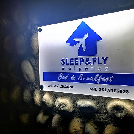 カーゼ・ヌオーヴェ Sleep & Fly Malpensa Bed & Breakfast エクステリア 写真