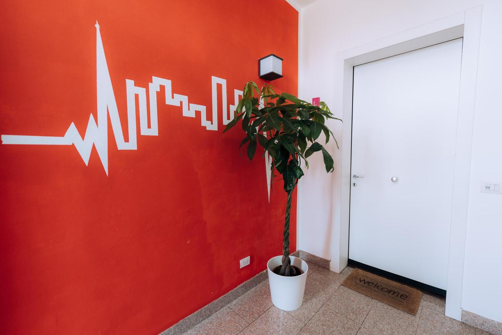 カーゼ・ヌオーヴェ Sleep & Fly Malpensa Bed & Breakfast エクステリア 写真