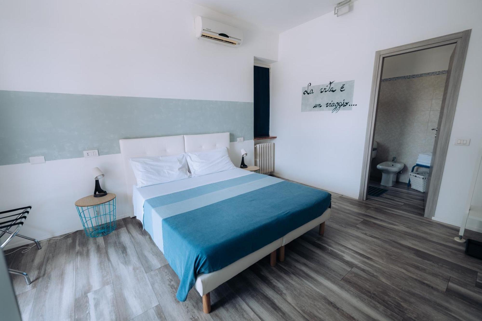 カーゼ・ヌオーヴェ Sleep & Fly Malpensa Bed & Breakfast エクステリア 写真