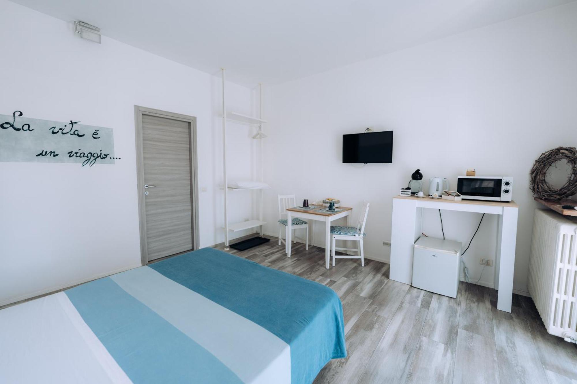 カーゼ・ヌオーヴェ Sleep & Fly Malpensa Bed & Breakfast エクステリア 写真