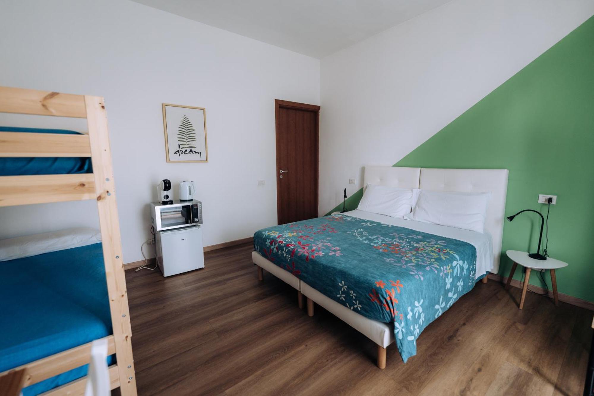 カーゼ・ヌオーヴェ Sleep & Fly Malpensa Bed & Breakfast エクステリア 写真