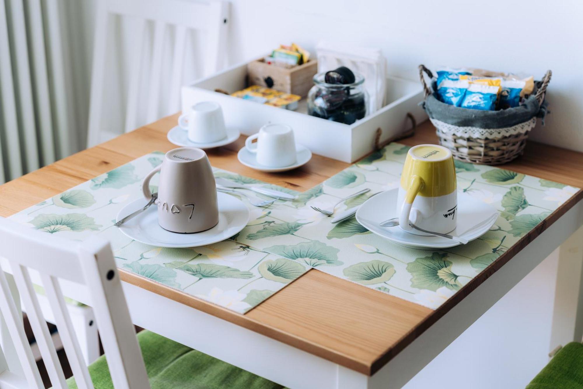 カーゼ・ヌオーヴェ Sleep & Fly Malpensa Bed & Breakfast エクステリア 写真