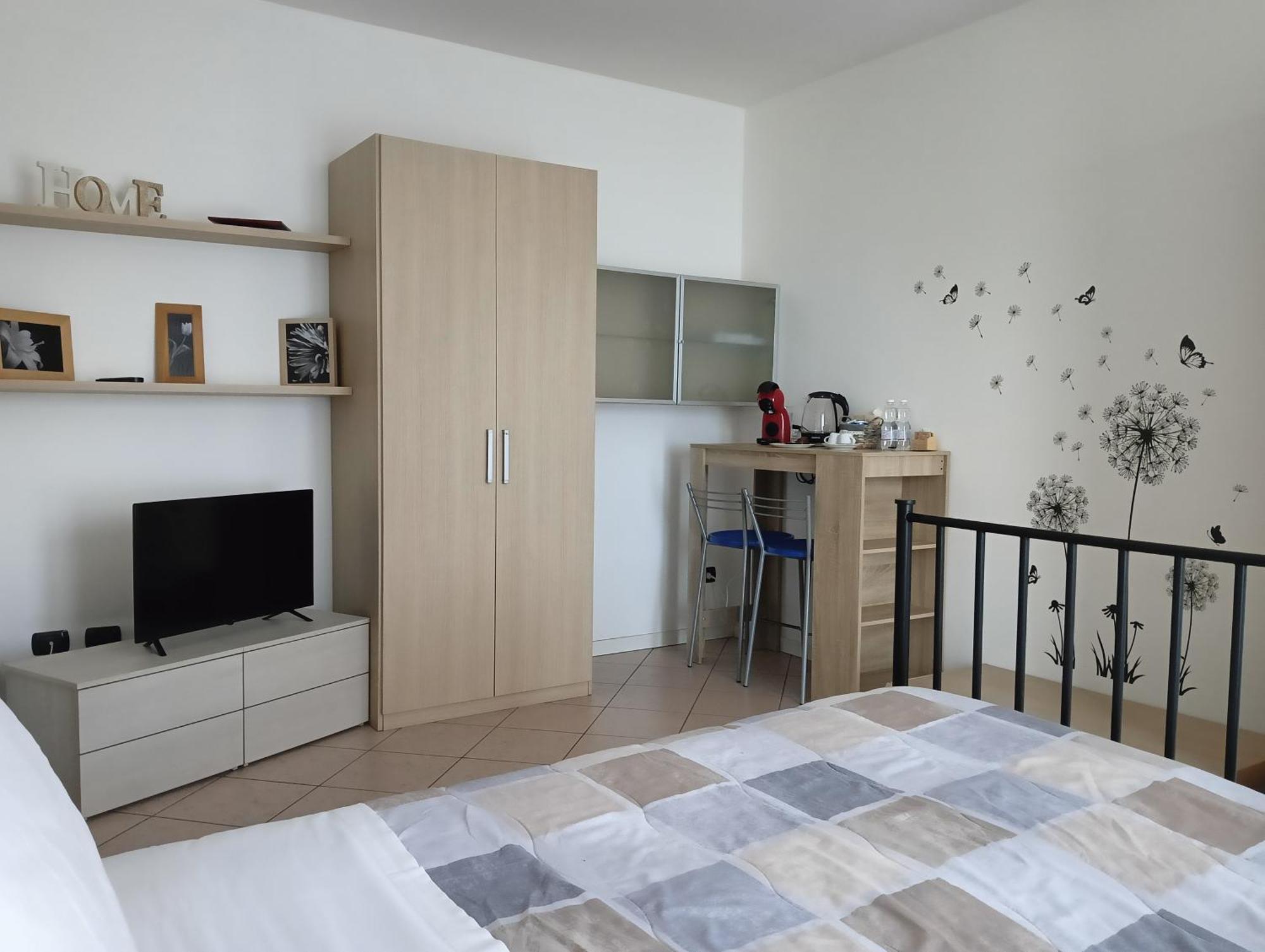 カーゼ・ヌオーヴェ Sleep & Fly Malpensa Bed & Breakfast エクステリア 写真