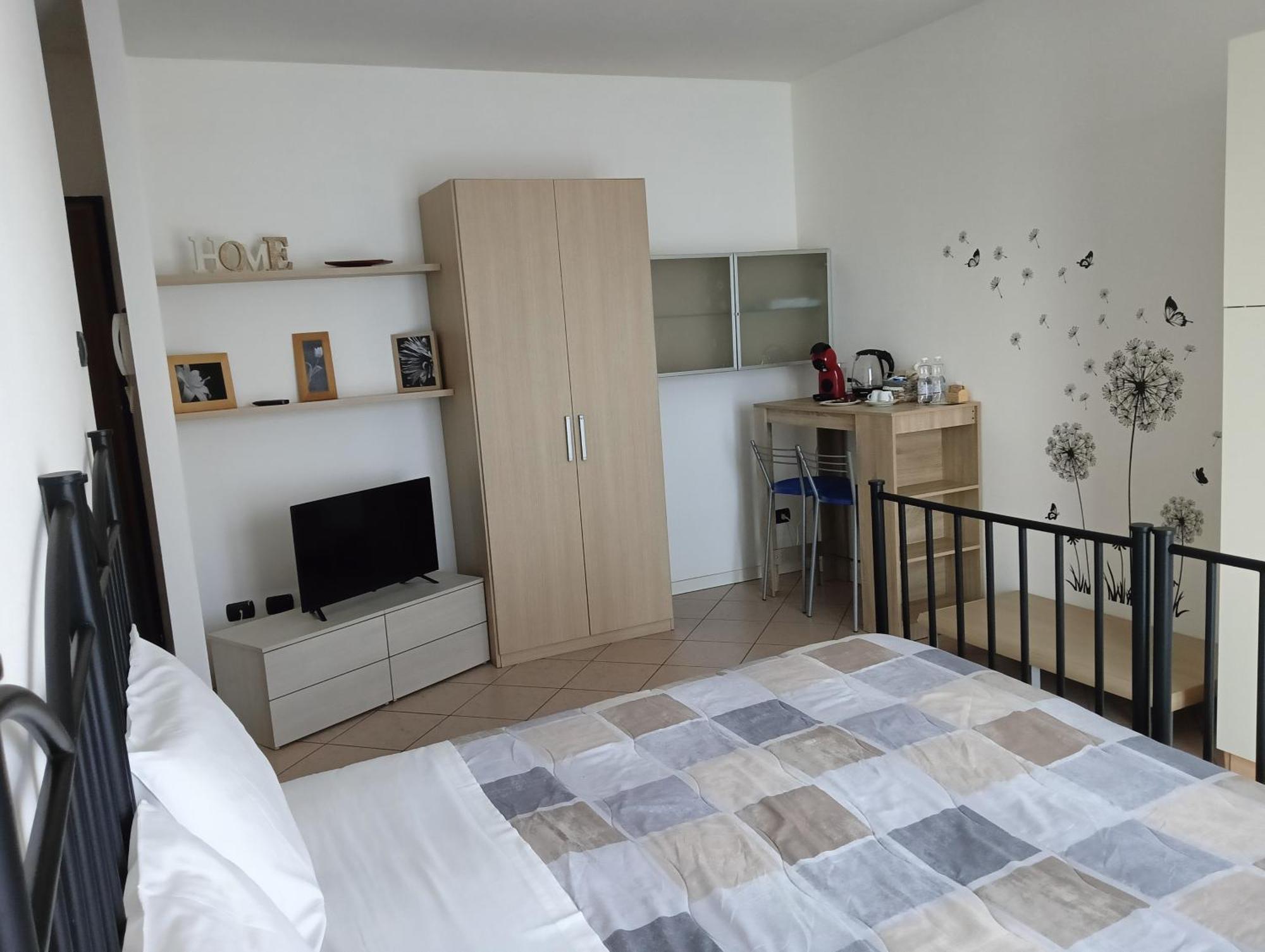 カーゼ・ヌオーヴェ Sleep & Fly Malpensa Bed & Breakfast エクステリア 写真